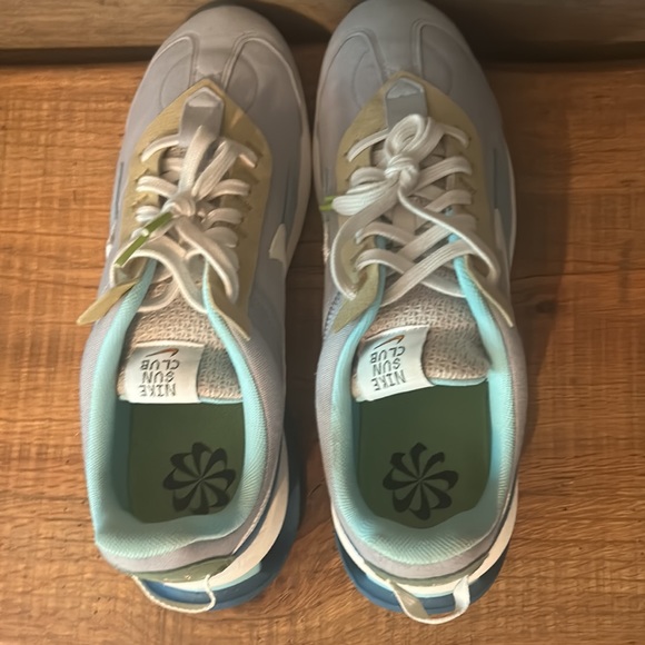 NEW Nike air pre-day shoes - Picture 4 of 7